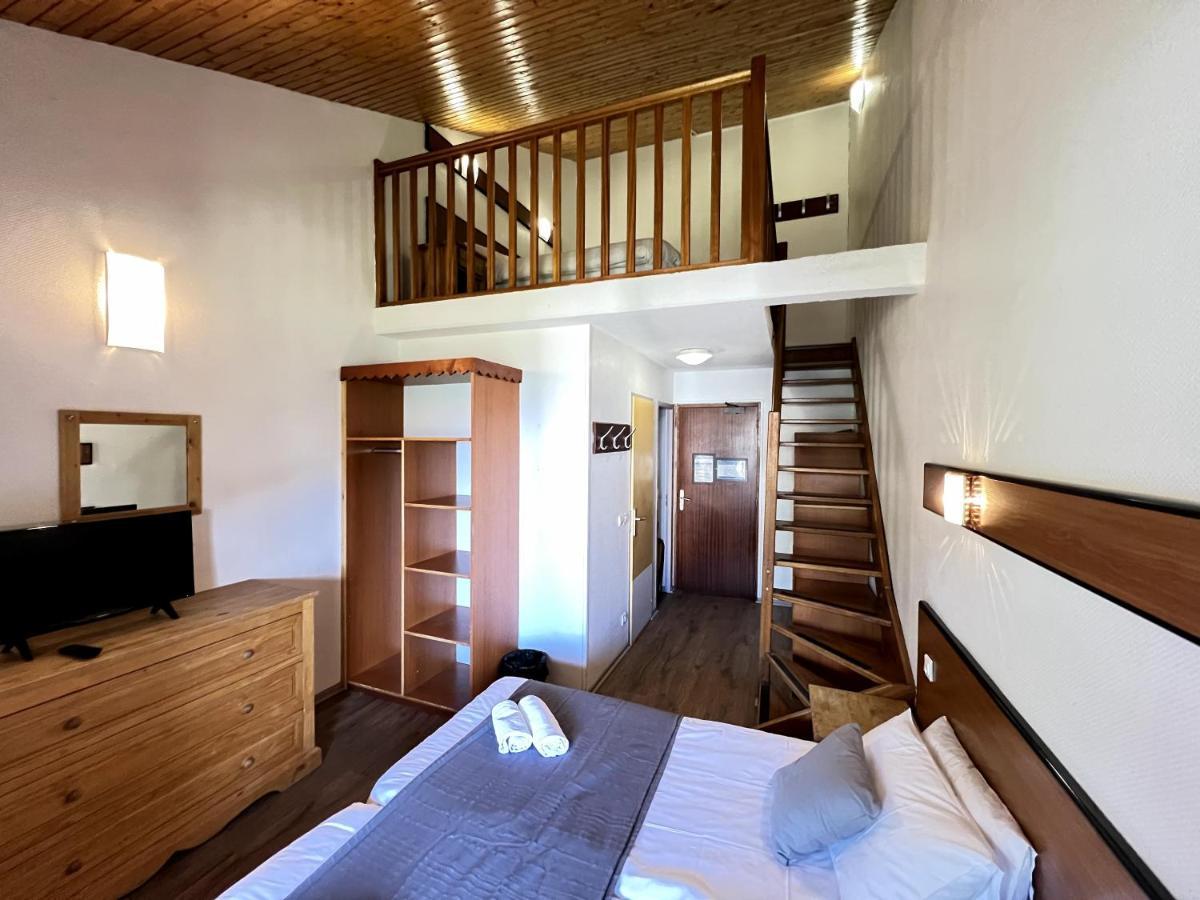 Hotel Le Piolet Saint-Martin-de-Belleville Εξωτερικό φωτογραφία